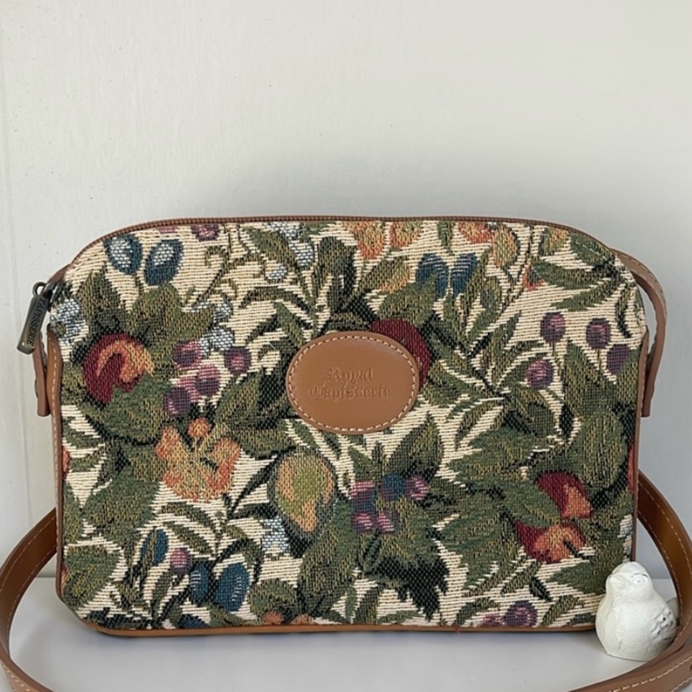 Royal Tapisserie Crossbody